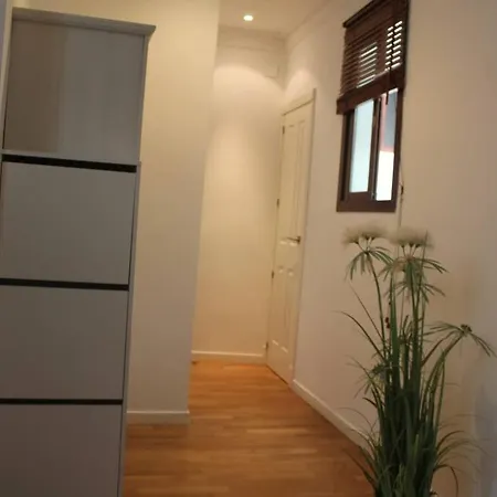 Apartment Mar3 - Bright Downtown Seville