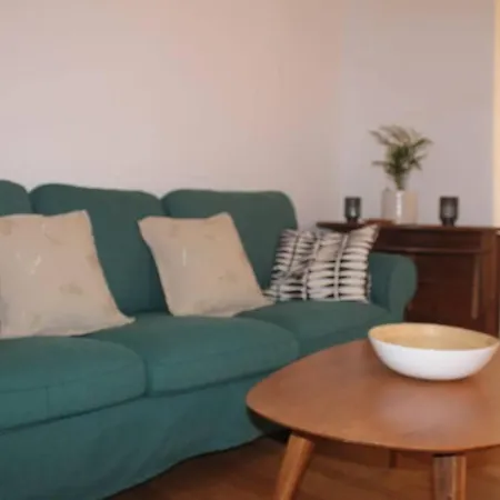 Mar3 - Bright Downtown Apartment Seville